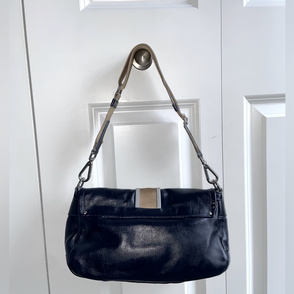 😱 PRADA Authentic Leather Tessuto Buckle Crossbody Bag With 2 Zip Pockets!😍 - Picture 4 of 14